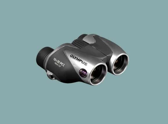 The Best Binoculars to Zoom In on Real Lifeدوربین شکاری